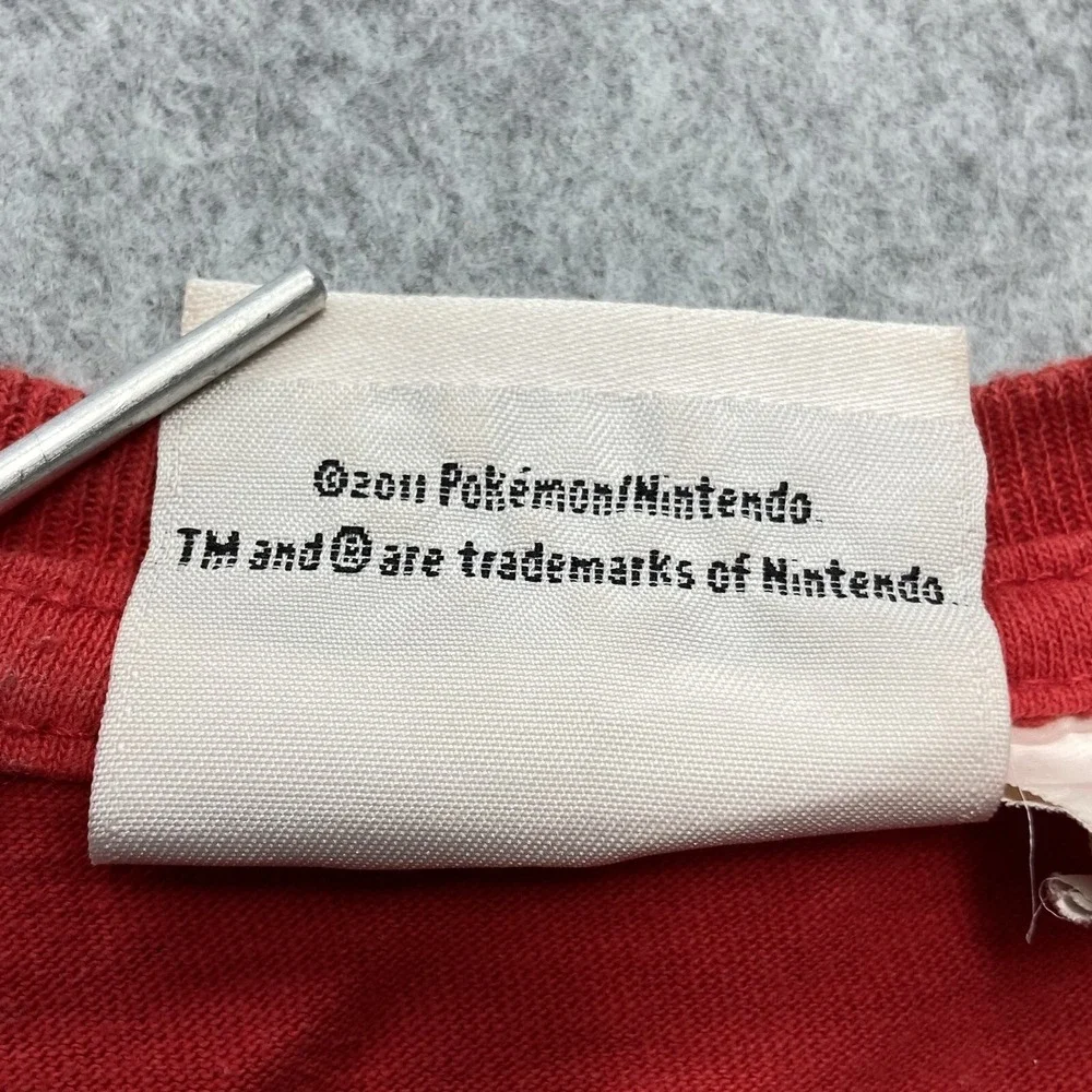 Pokemon Y2K Red Nintendo Youth Size 18 Red‎ TShirt